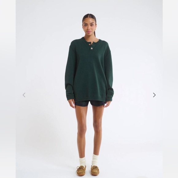 NWT Rumored Varsity Henley Color Fir - Picture 1 of 6